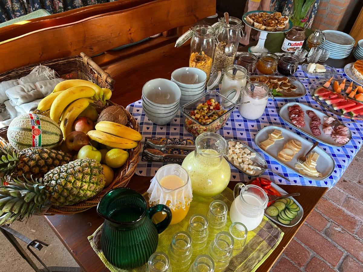 Casa Del Pino Bed & Breakfast Borgo a Buggiano Dış mekan fotoğraf